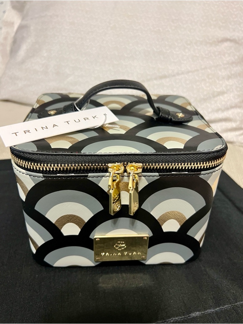 NWT-Trina Turk-Train/Cosmetic Case-2 Tiers of Divided Trays-Mirror & Pocket